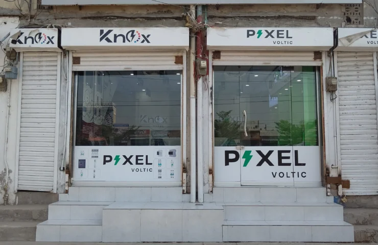 Pixel Flagship 01